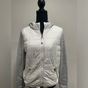 Athleta puffer packable jacket gray and white hooded -Small